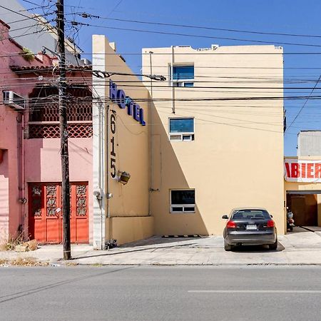 Hotel Blue Cristal à Monterrey Extérieur photo